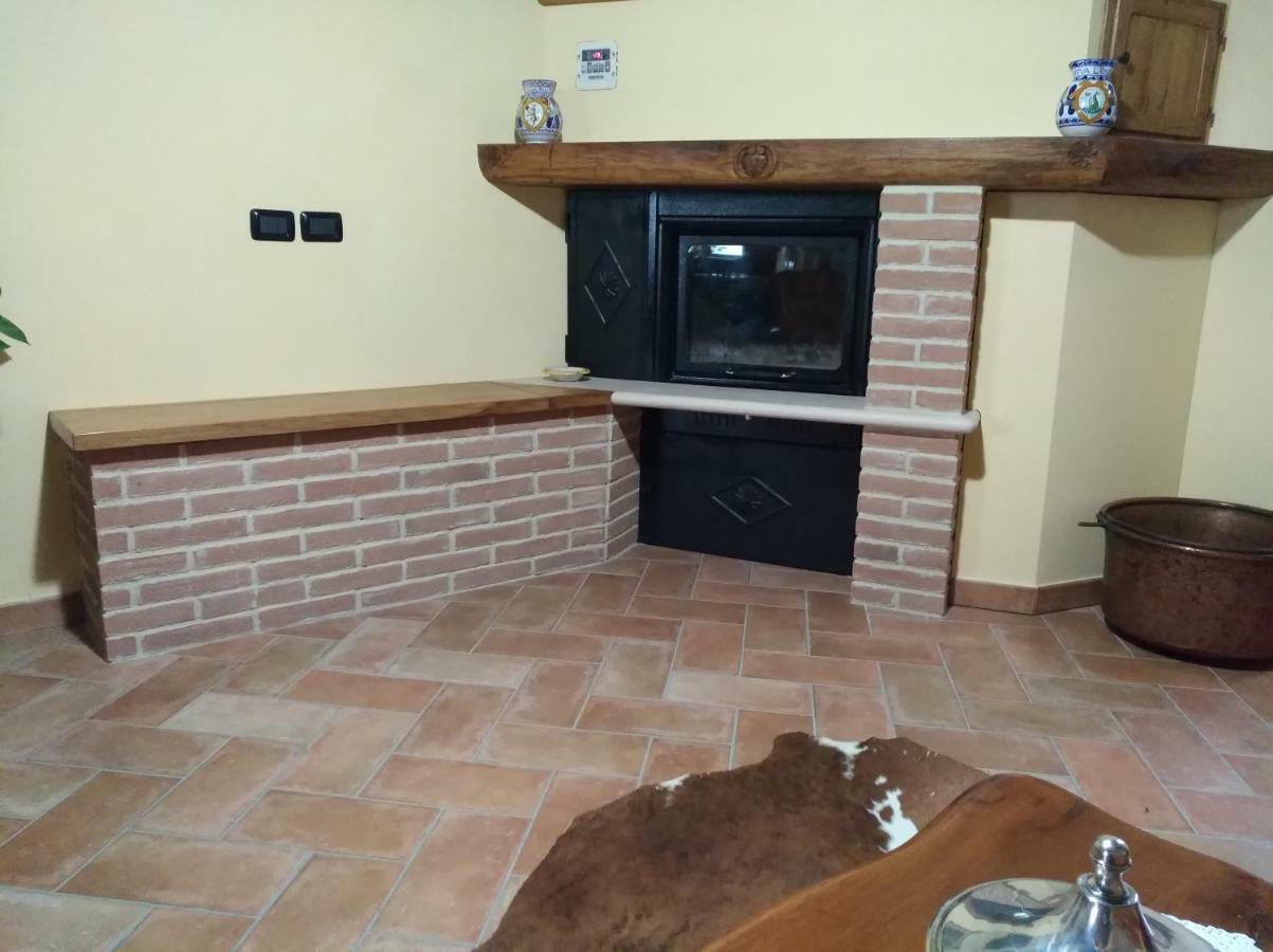 Agriturismo Il Melo Valfabbrica Εξωτερικό φωτογραφία
